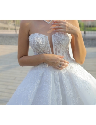 Sofia Bridal